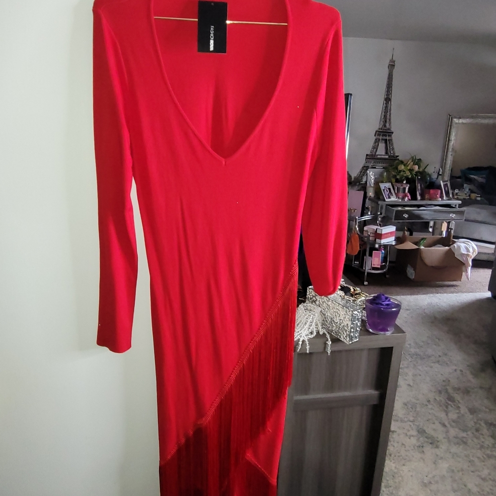 Dress - Picture 4 of 4